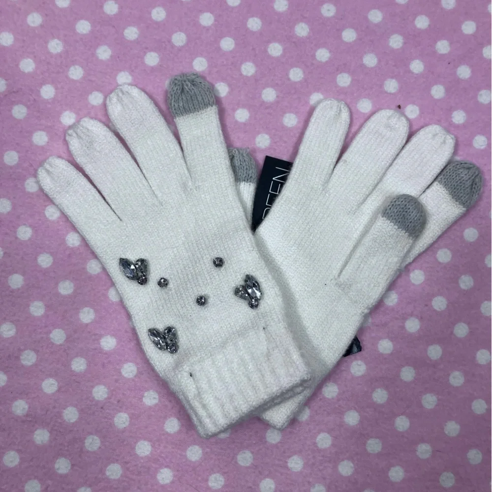 INC International Touch Screen Ivory Gloves Gem Details